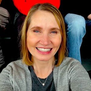 Meet your Posher, Elizah